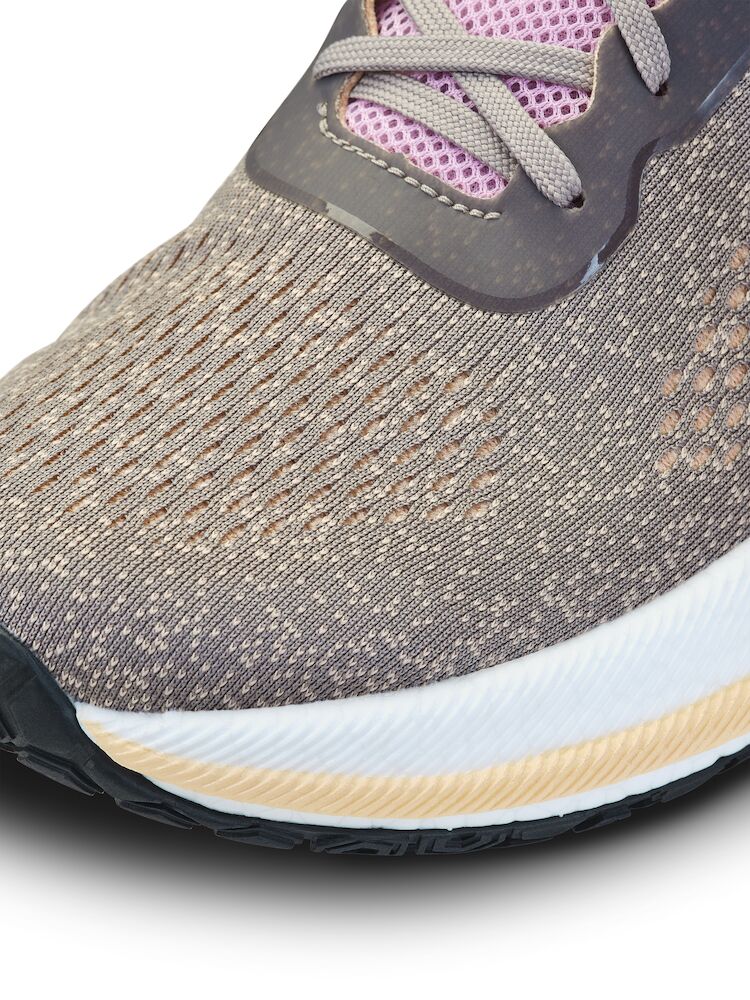 Pacer W | Asfalt